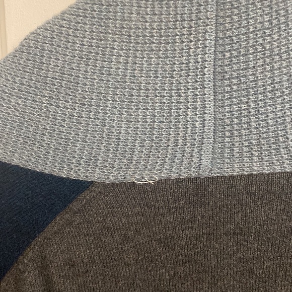 🌸 2/$10 Bela NYC Cardigan - Picture 6 of 7